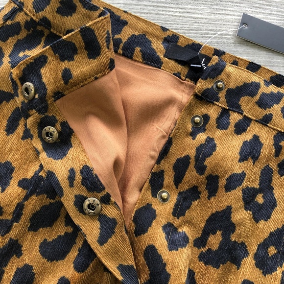 Leopard Print Corduroy Button Down Mini Skirt - Picture 4 of 6